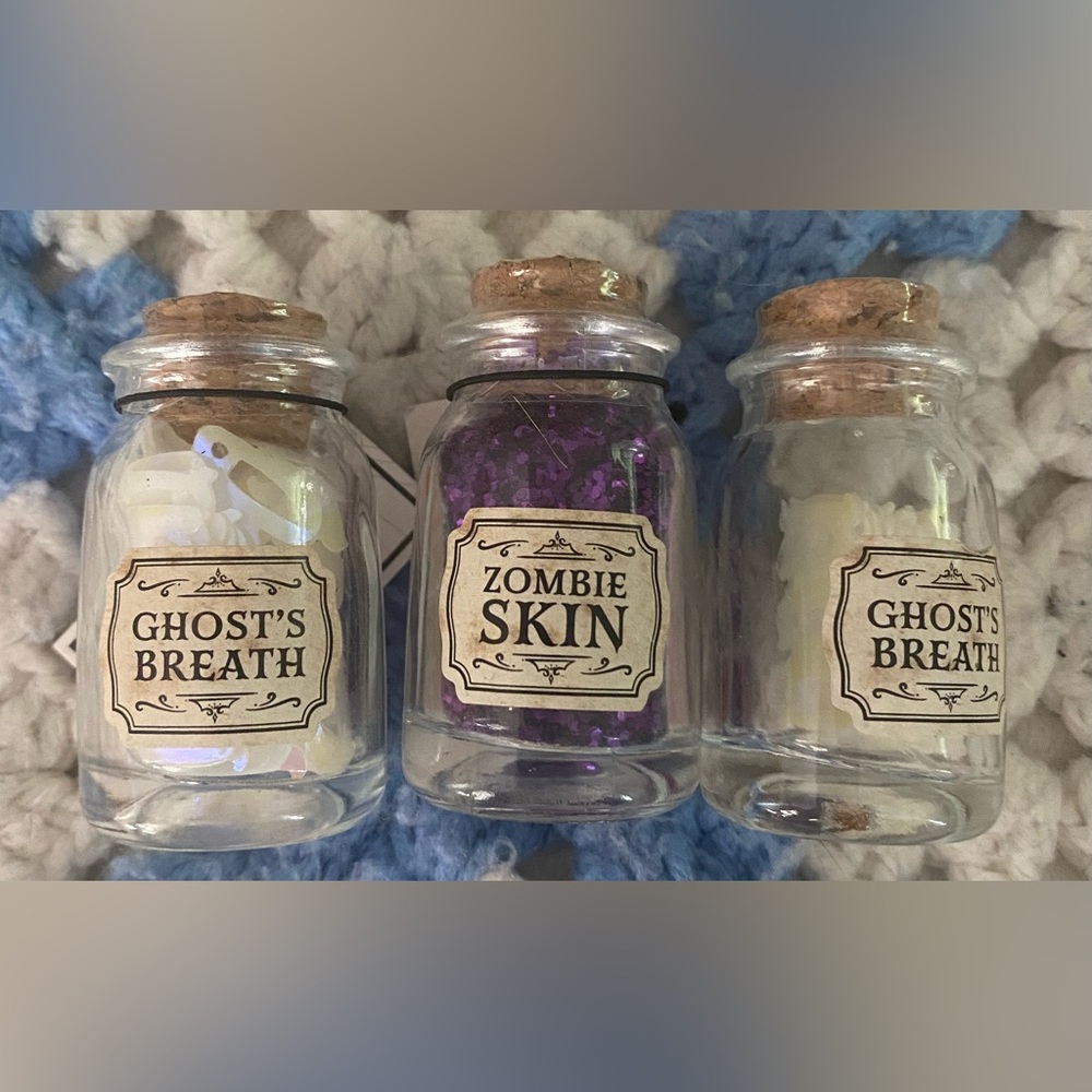 Mini Halloween Potion Bottle Set – Ghost’s Breath & Zombie Skin